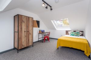 Bedroom- click for photo gallery